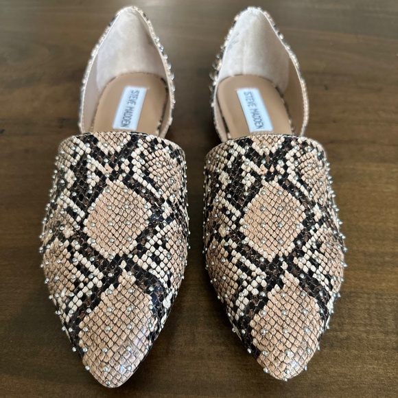 Steve Madden Talent D’orsay Flats Studded Pointed Toe Snake Print Tan Sz 8 NEW - Picture 2 of 8